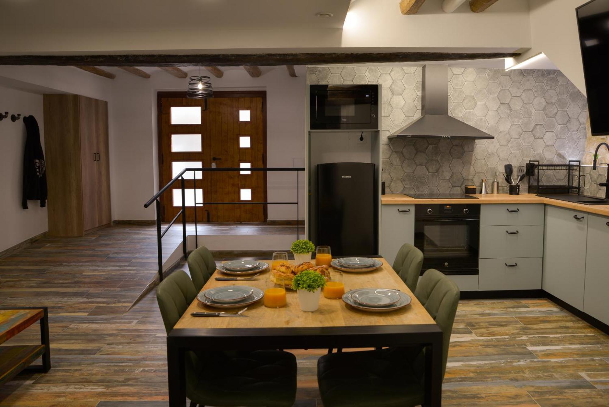 Apartament La Merce De Can Miralter Sant Pau de Seguries Εξωτερικό φωτογραφία